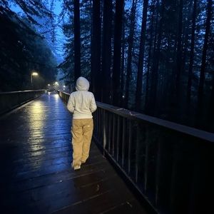 Meet your Posher, Lily